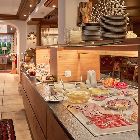 Landhotel Berghof 巴特欣德朗 外观 照片
