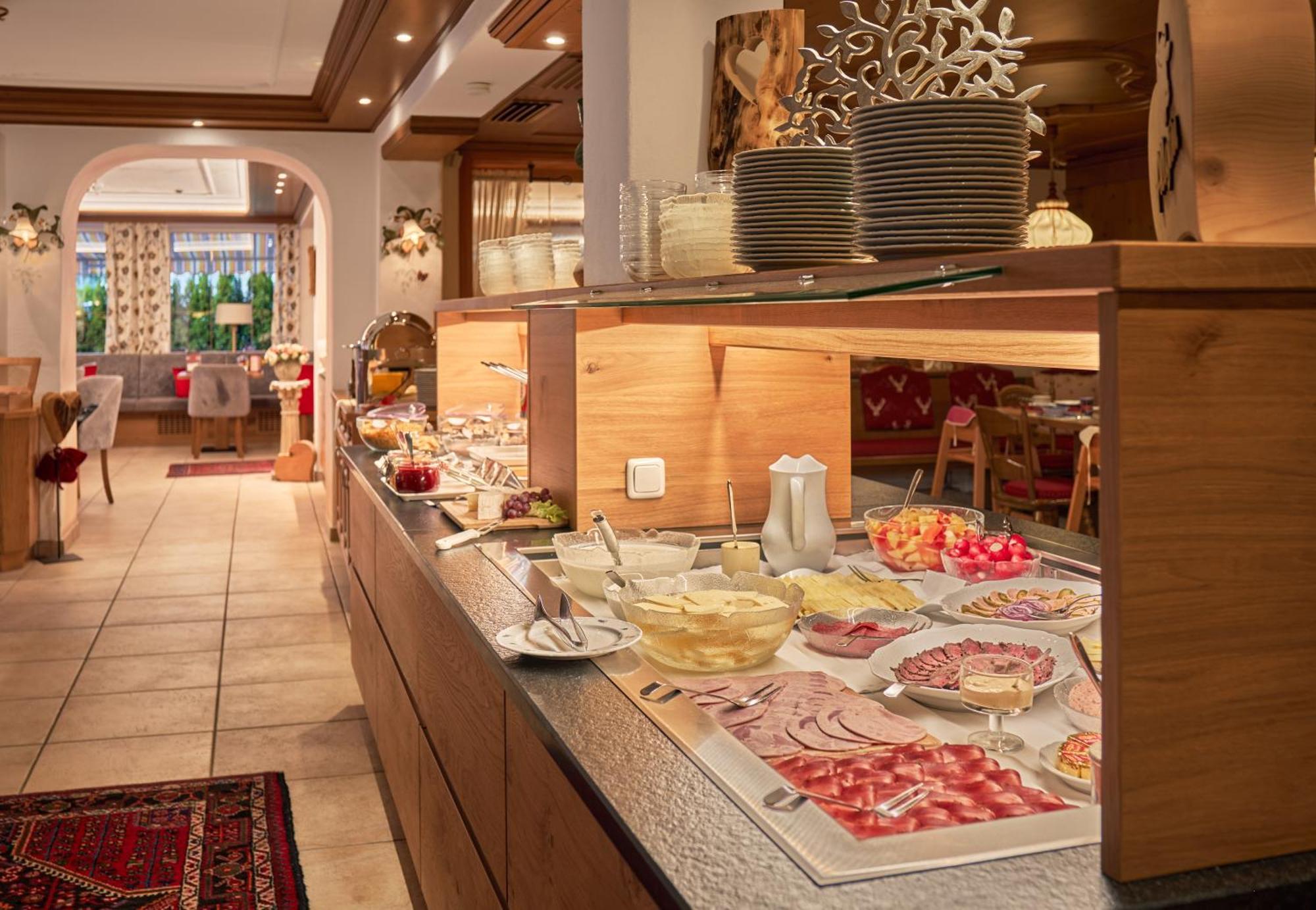 Landhotel Berghof 巴特欣德朗 外观 照片