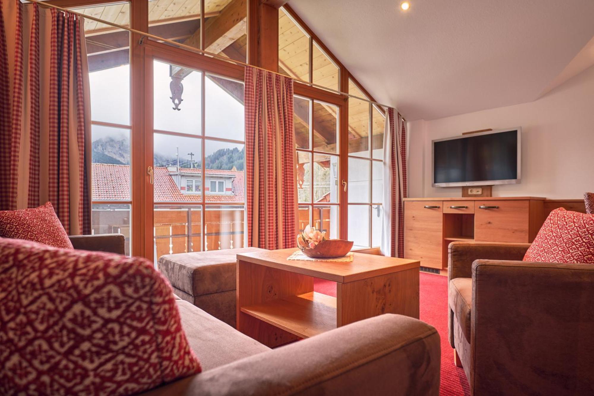 Landhotel Berghof 巴特欣德朗 外观 照片