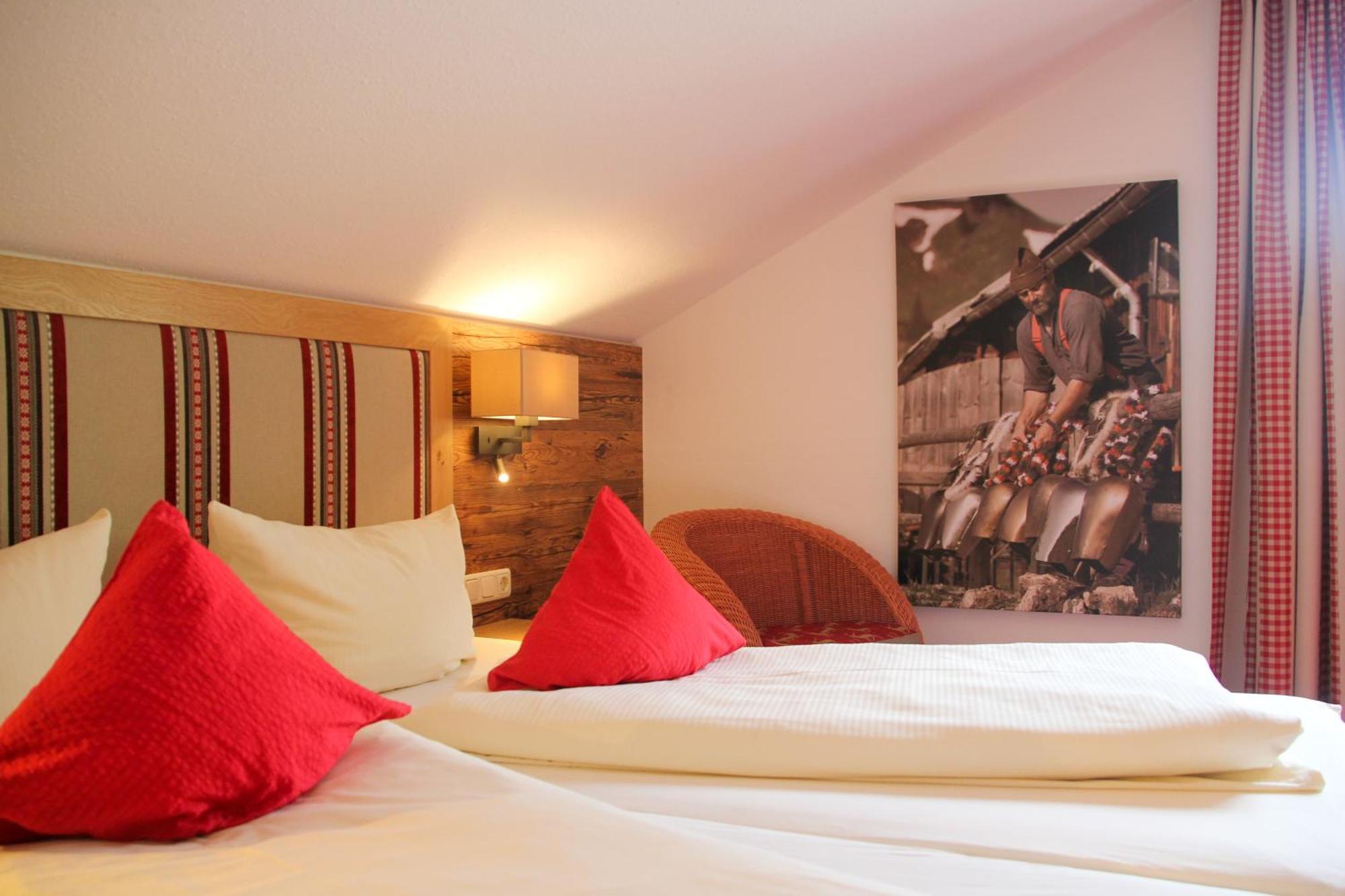 Landhotel Berghof 巴特欣德朗 外观 照片