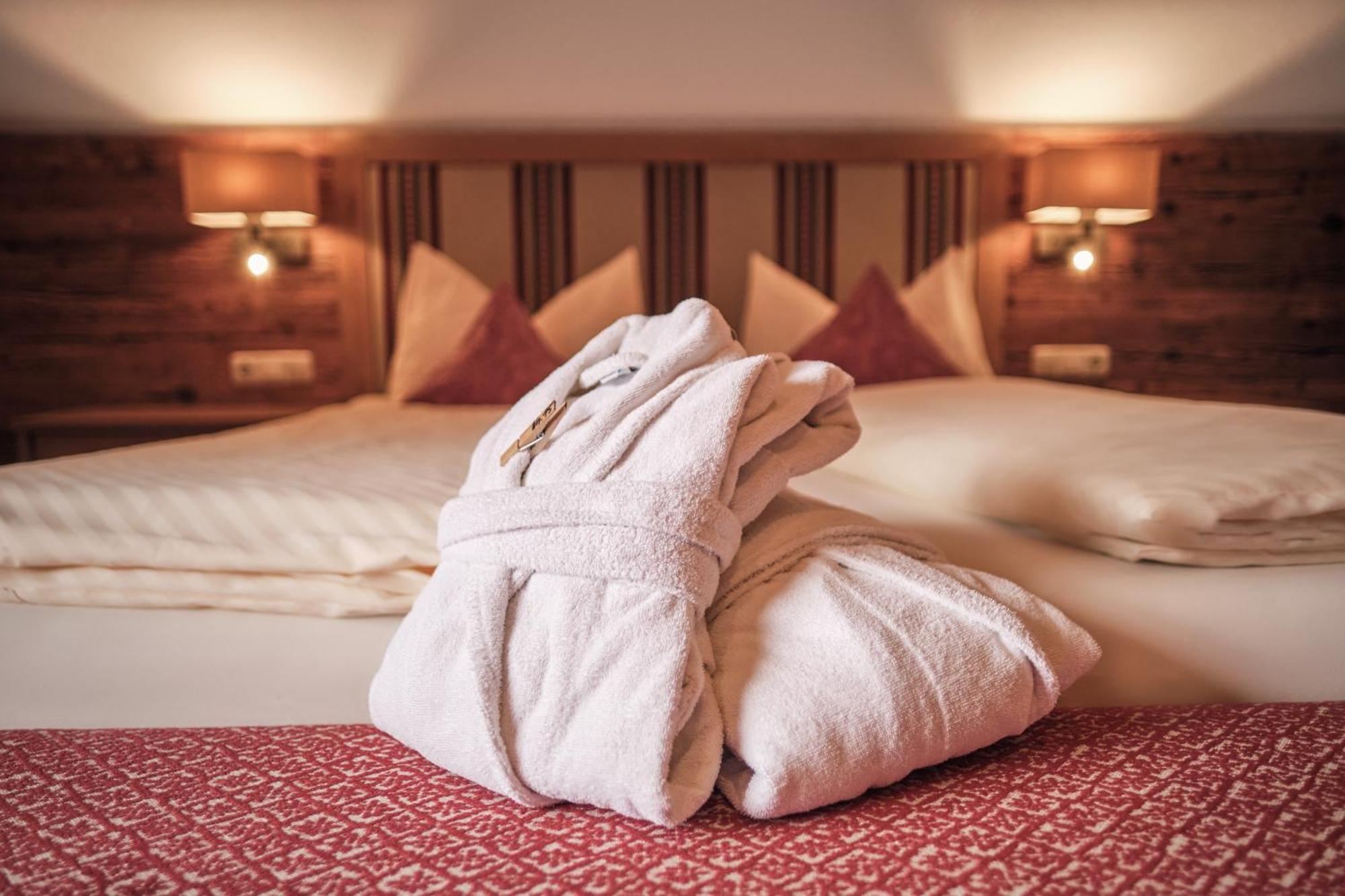 Landhotel Berghof 巴特欣德朗 外观 照片