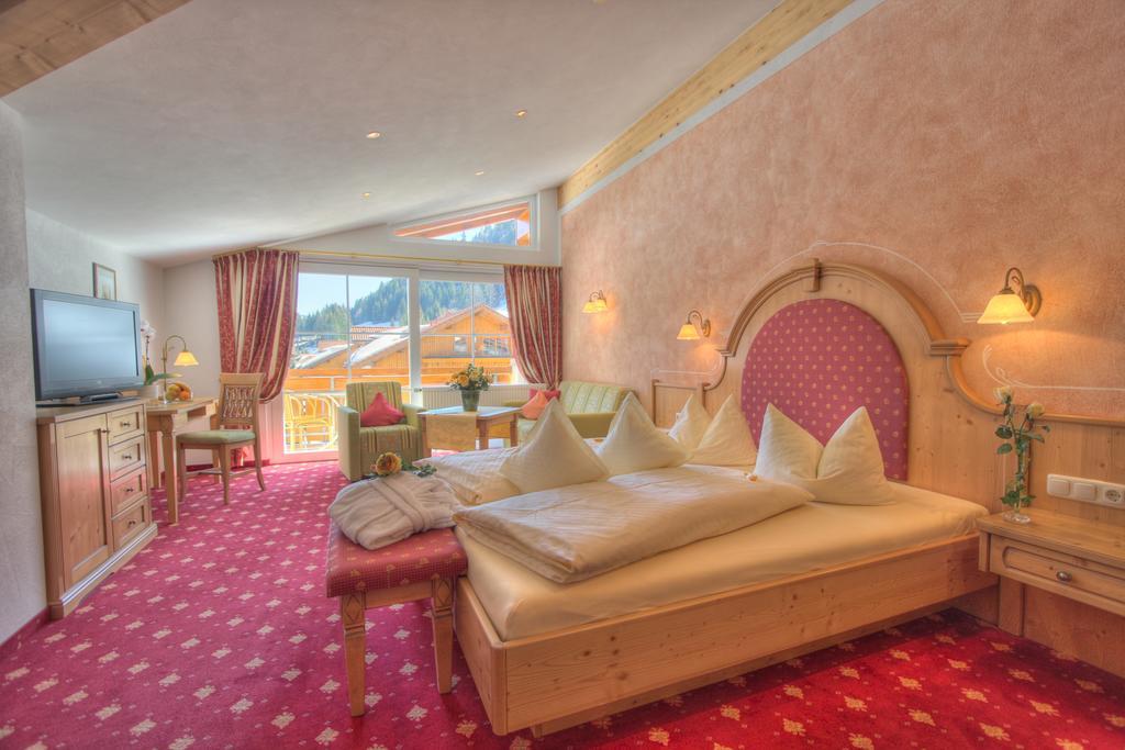 Landhotel Berghof 巴特欣德朗 客房 照片